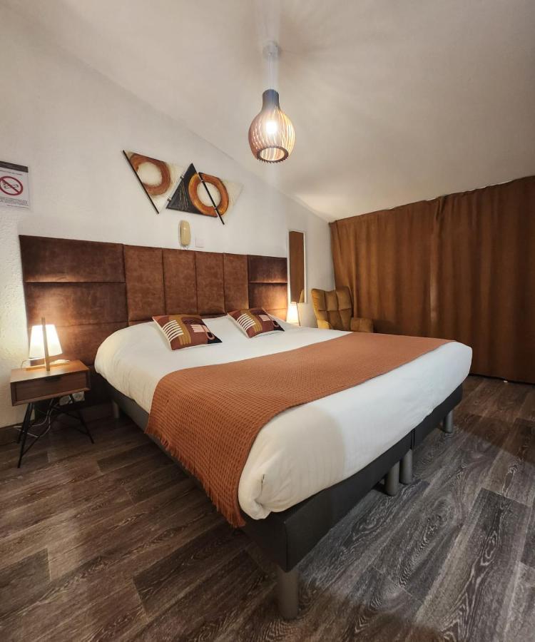 Cit'Hotel Le Cheval Blanc Cognac Centre Exterior photo