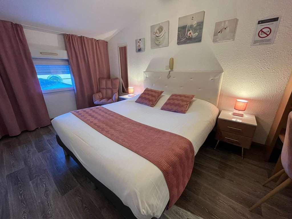 Cit'Hotel Le Cheval Blanc Cognac Centre Room photo